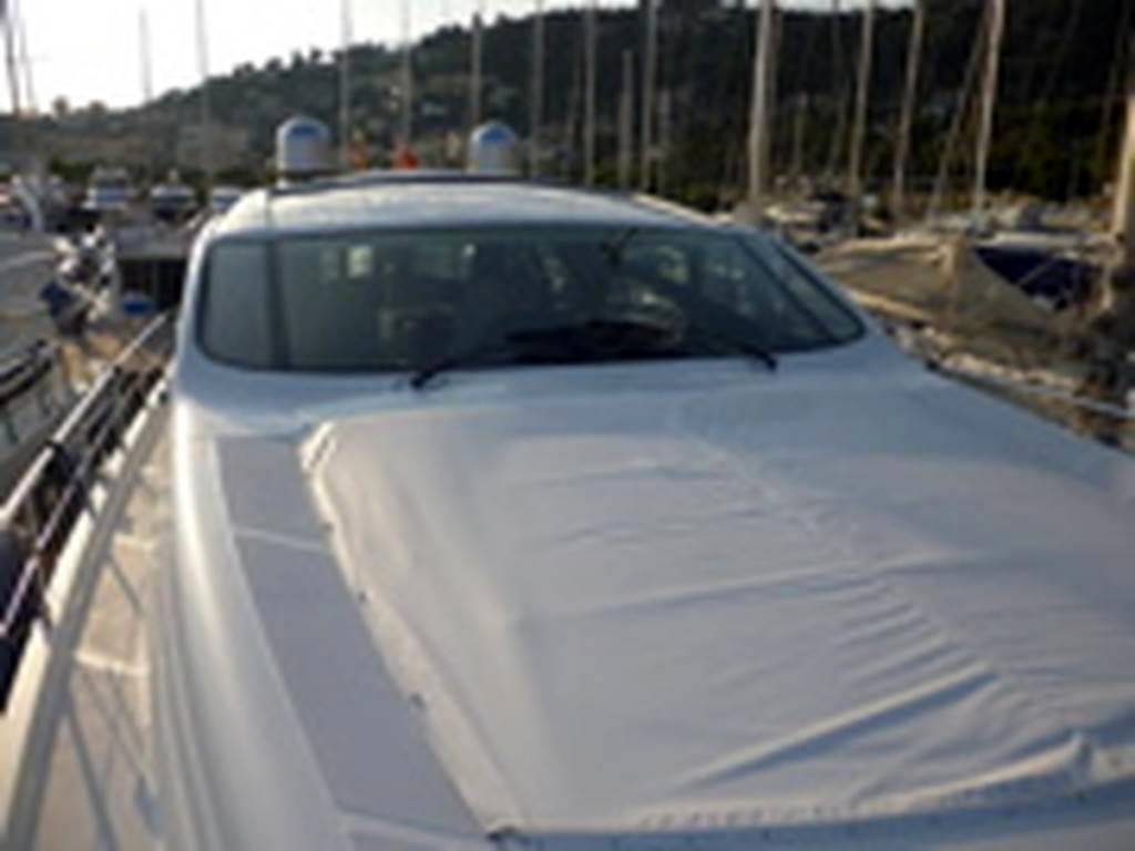Pershing 62
