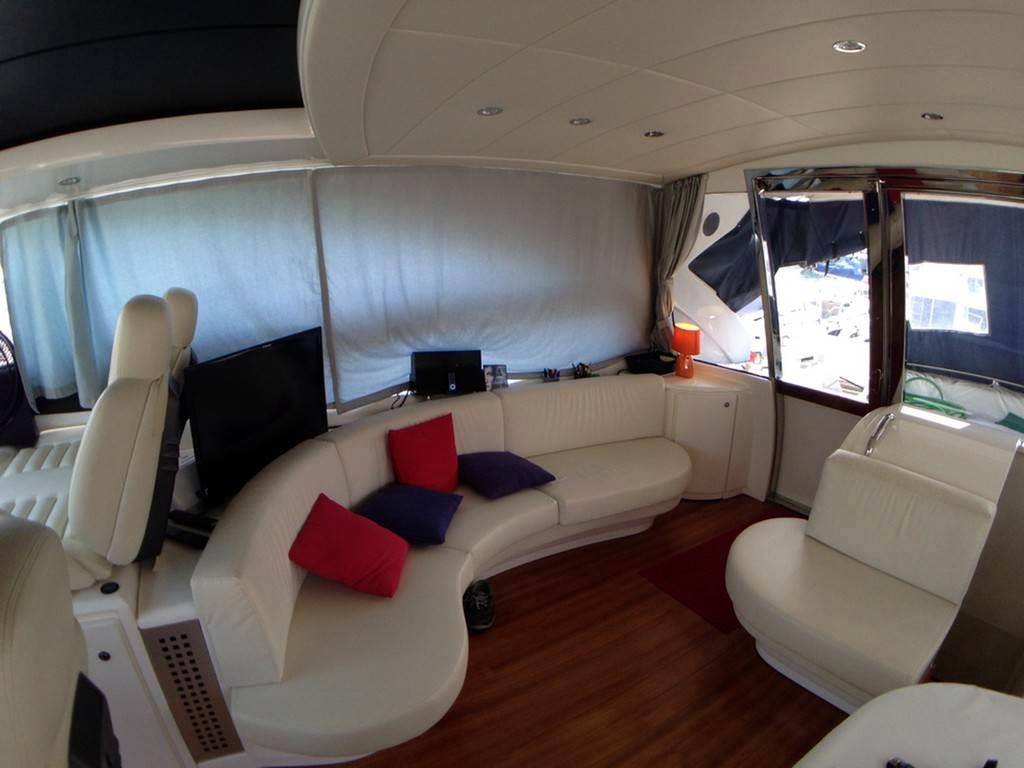 Pershing 62