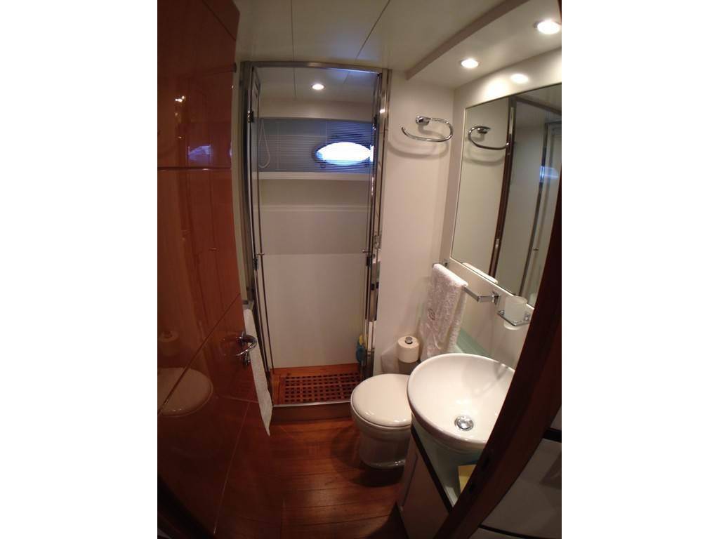 Pershing 62