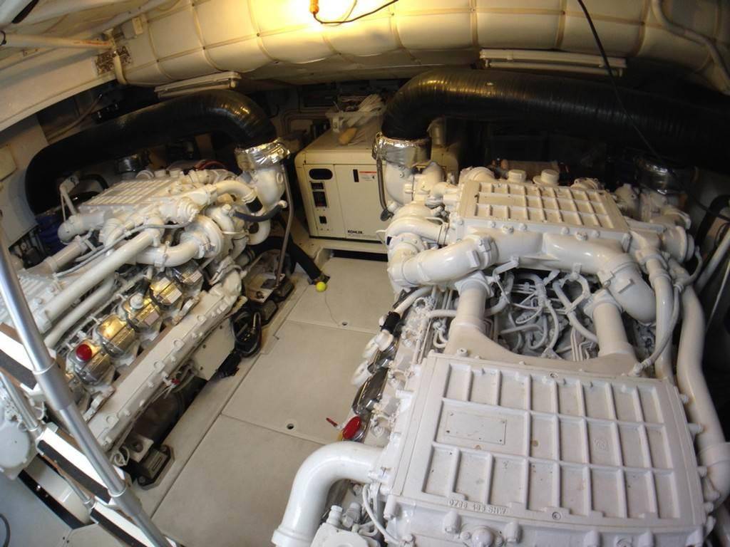 Pershing 62