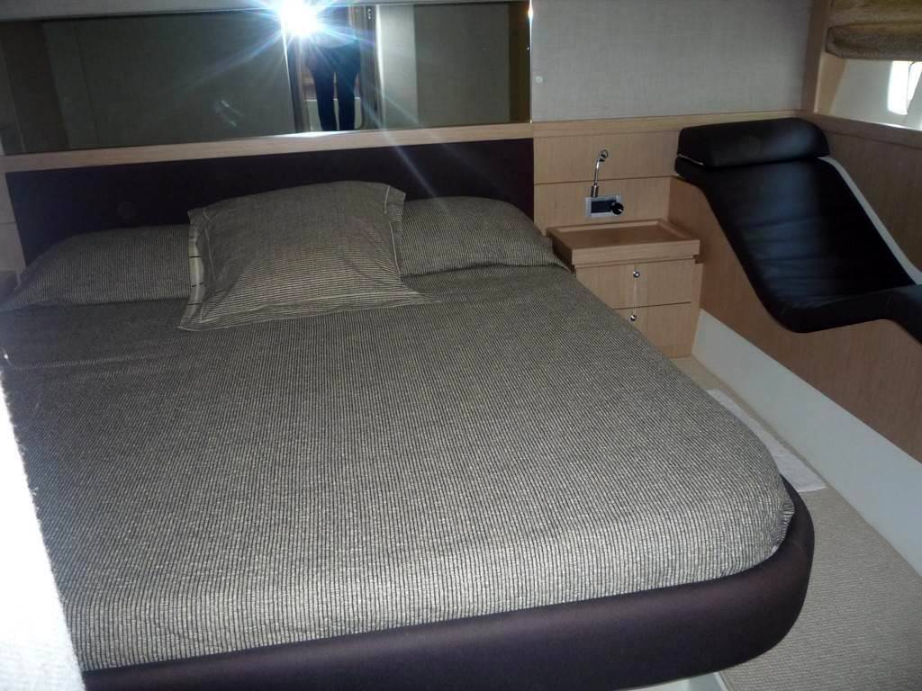 Ferretti yachts 530