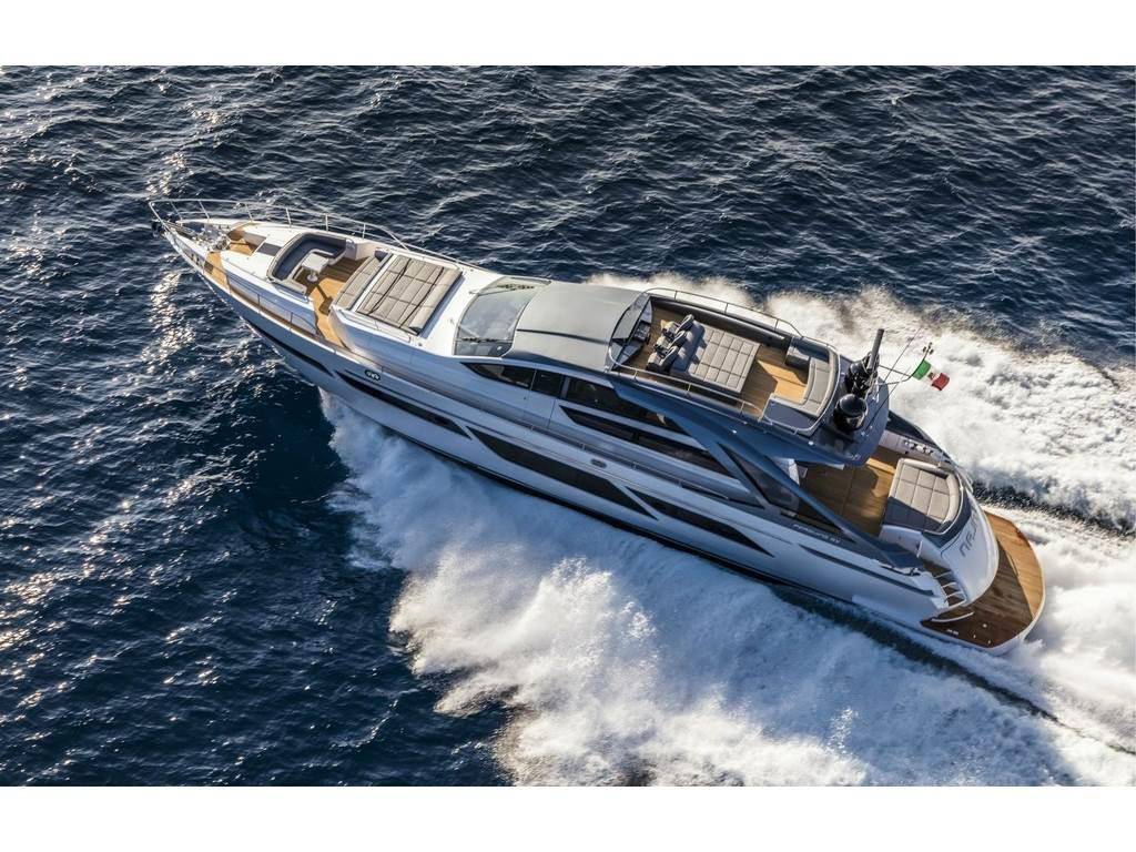 Pershing 9x