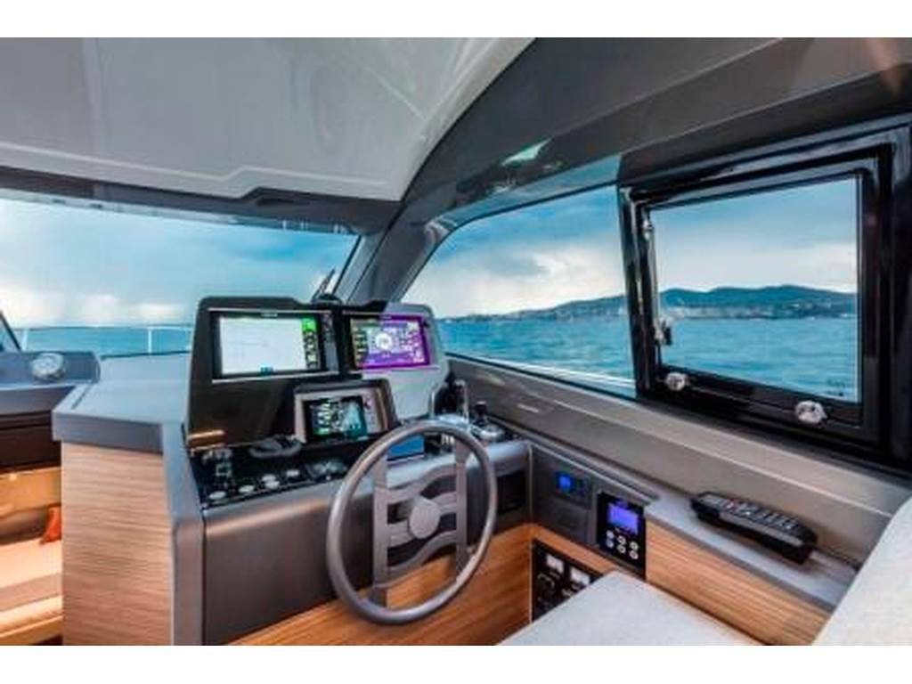 Ferretti yachts 450