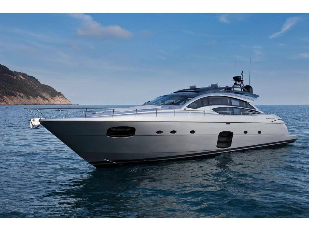 Pershing 74
