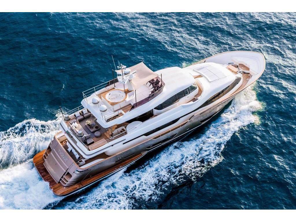 Custom line Navetta 28