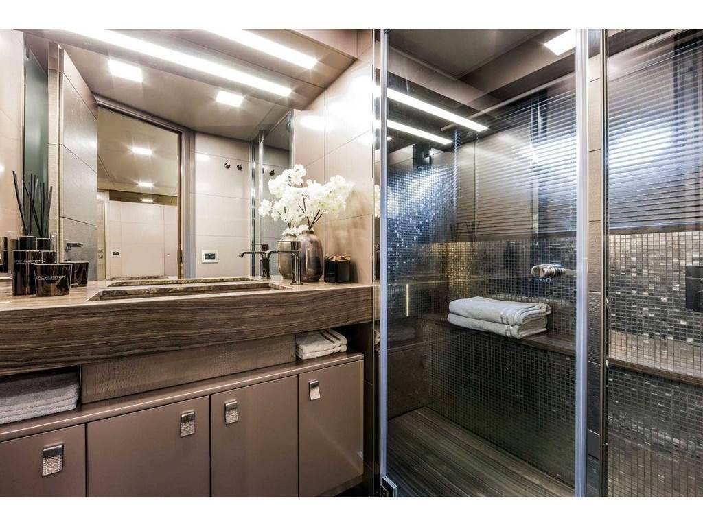 Custom line Navetta 28