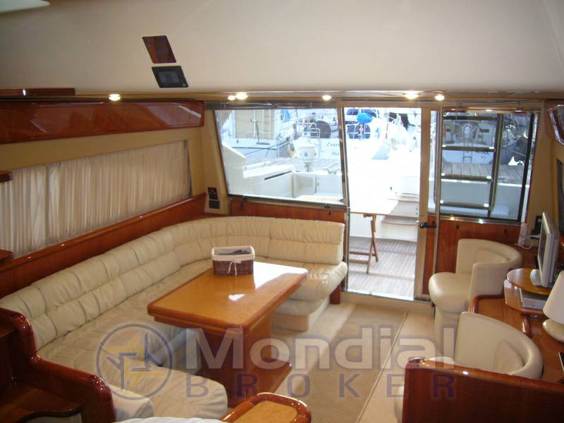 Ferretti 53