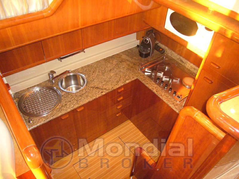 Ferretti 53