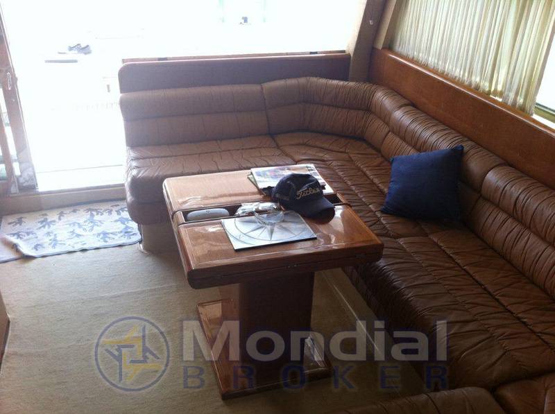 Ferretti 150