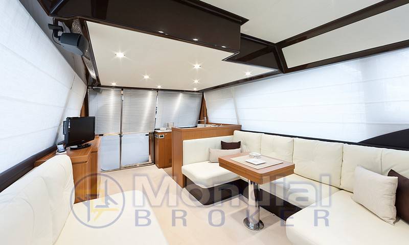 Ferretti 500