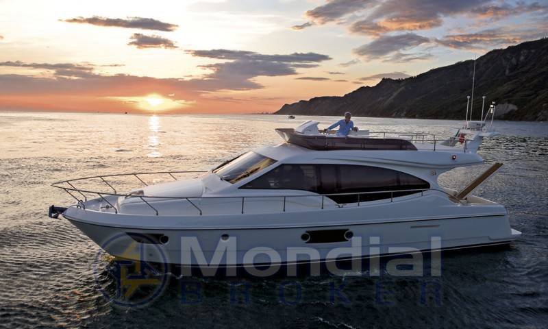 Ferretti 500
