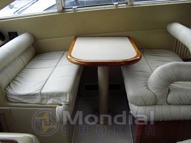 Ferretti 430