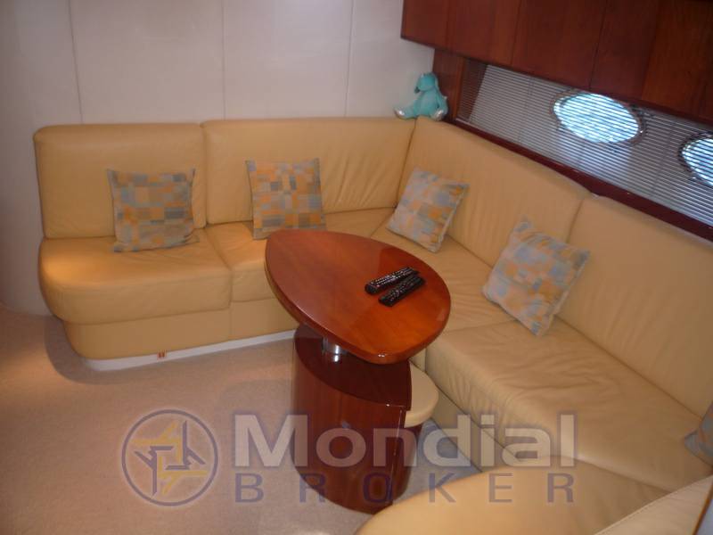 Pershing 52