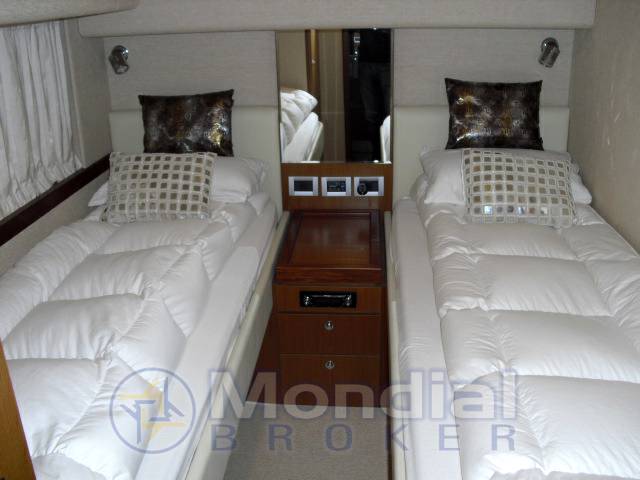 Ferretti 630