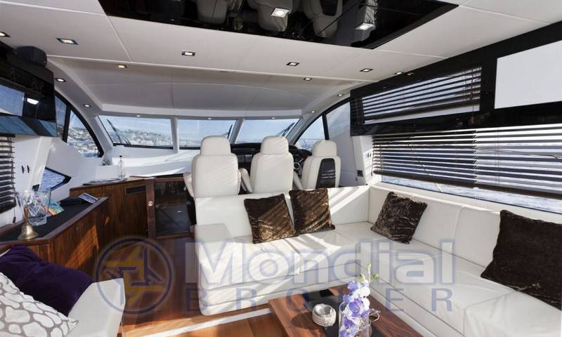 Sunseeker Predator 64 sun top