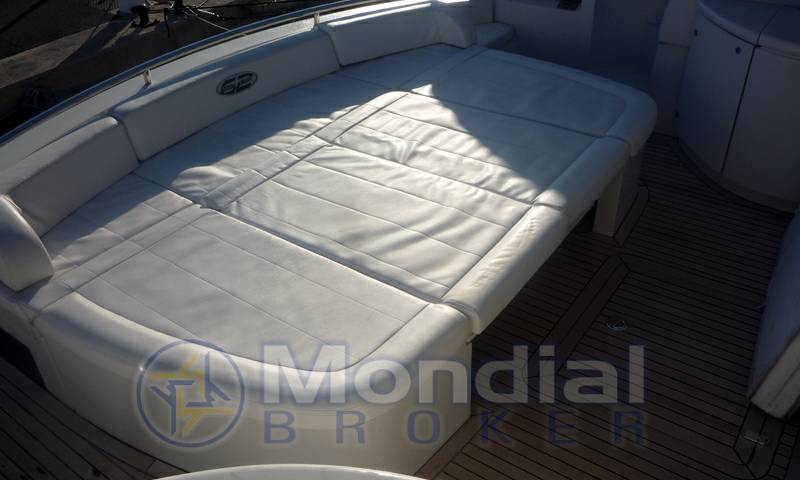 Pershing 62