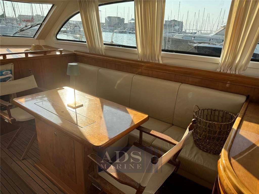 Solare 40 lobster