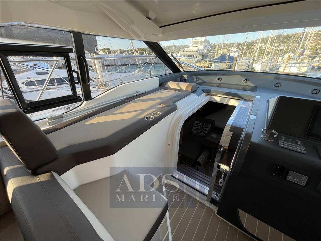 Bavaria Sr 33 hard top