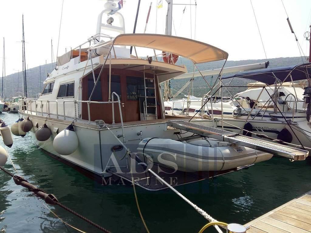 Camuffo 40 fly