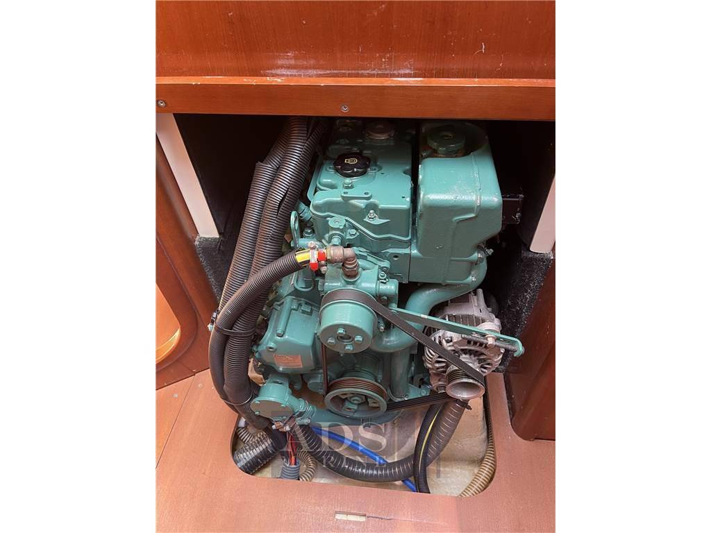 Dufour 40