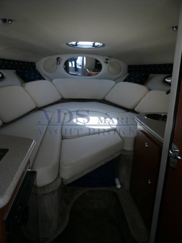 Crownline 315 scr
