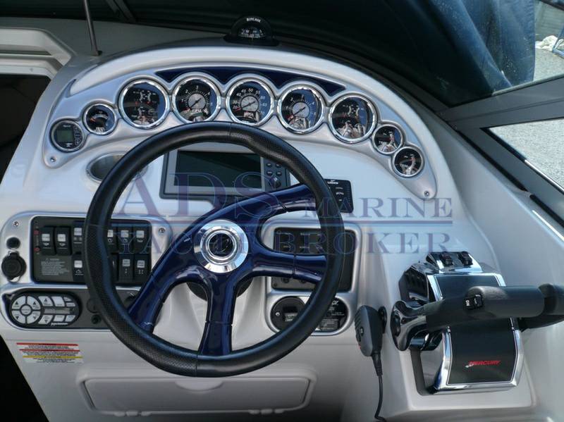 Crownline 315 scr