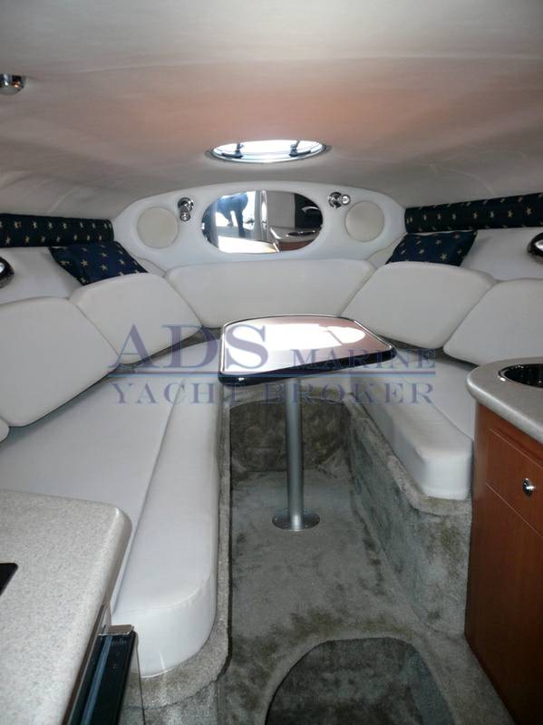Crownline 315 scr