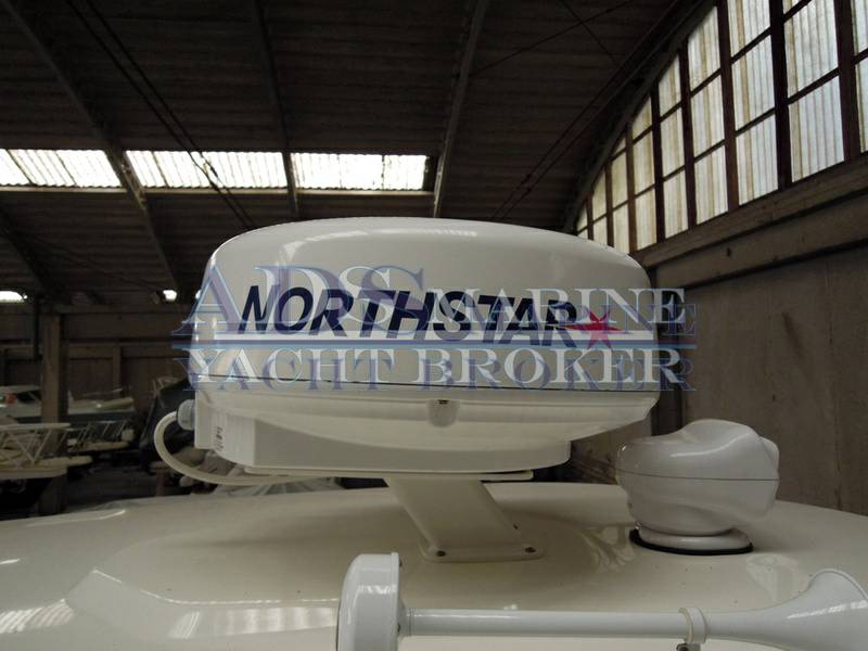 Boston whaler 280 outrage