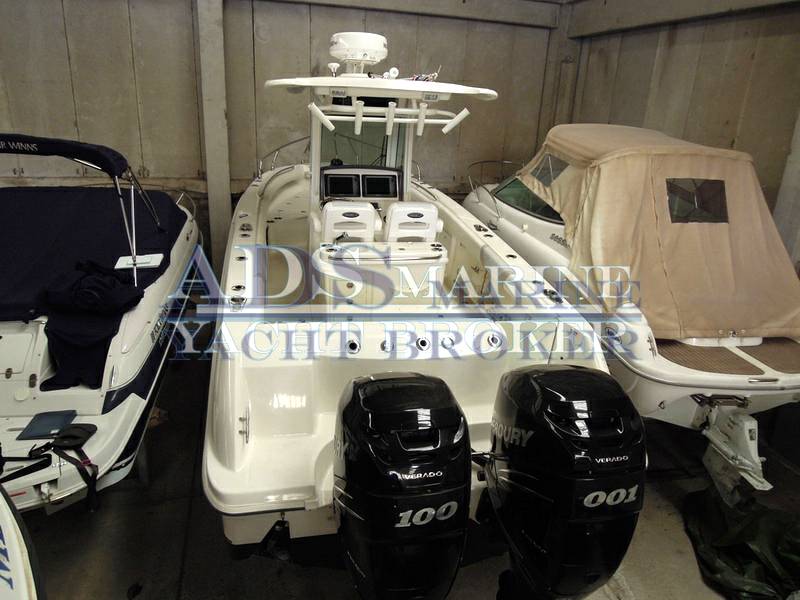 Boston whaler 280 outrage