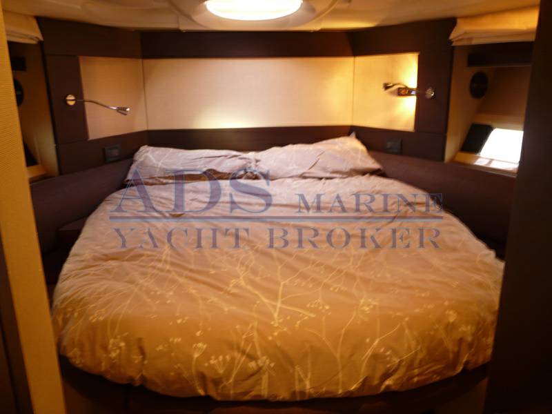 Azimut 43s