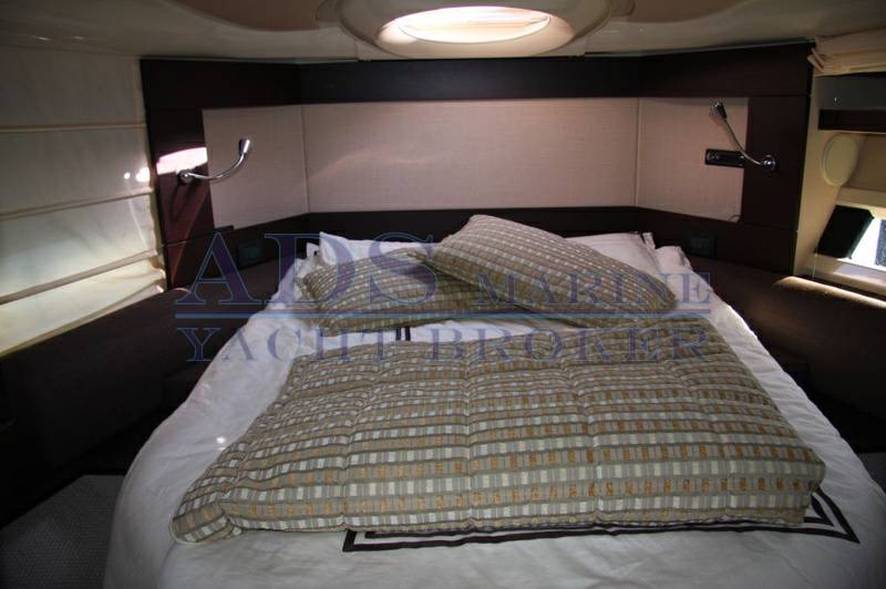 Azimut 43s