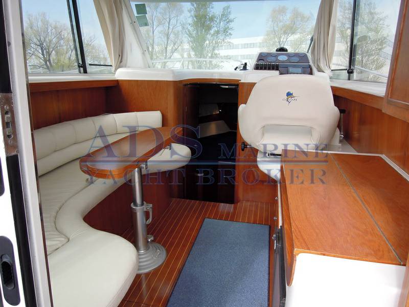 Sessa Marine dorado 28