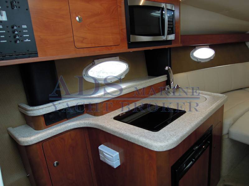 Rinker 260