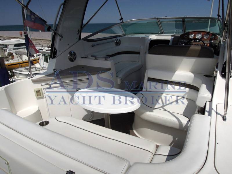 Rinker 260