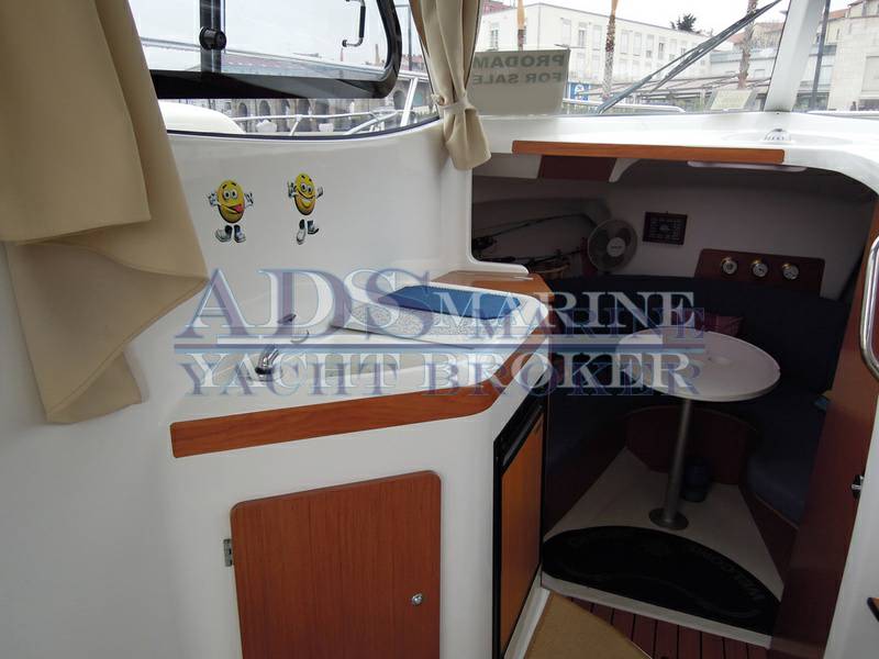 Beneteau Antares 7