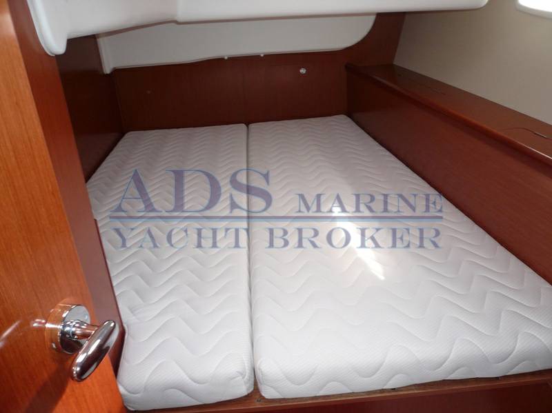 Beneteau Oceanis 43 family