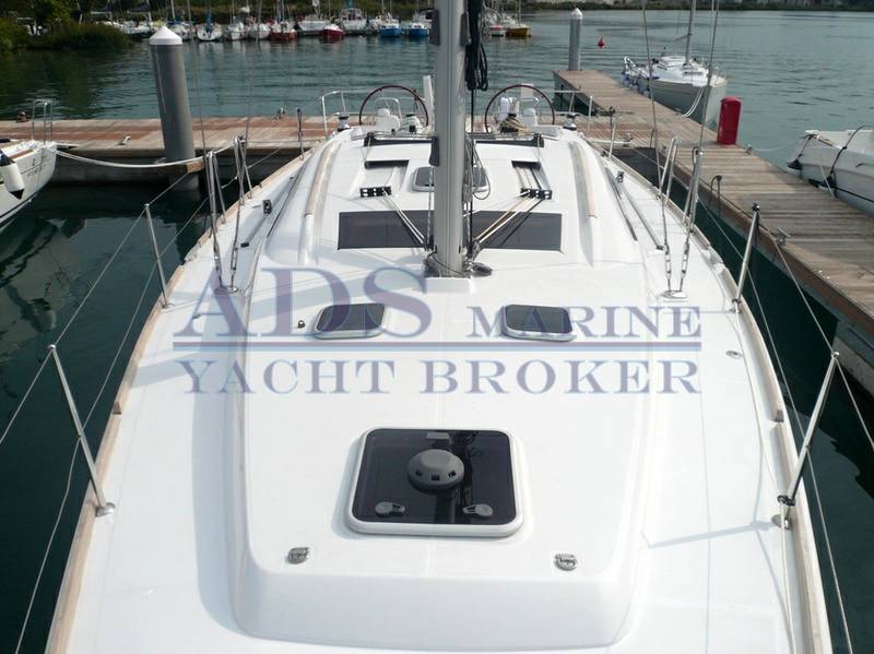 Beneteau Oceanis 43 family