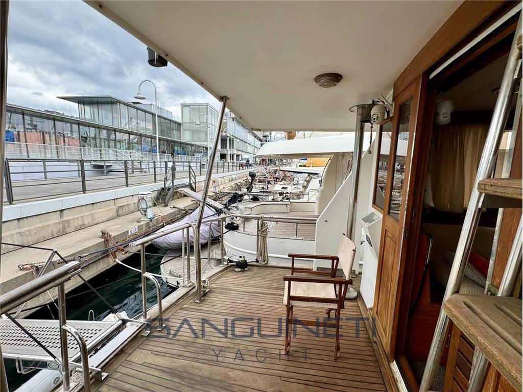 King yacht Sea ranger 61
