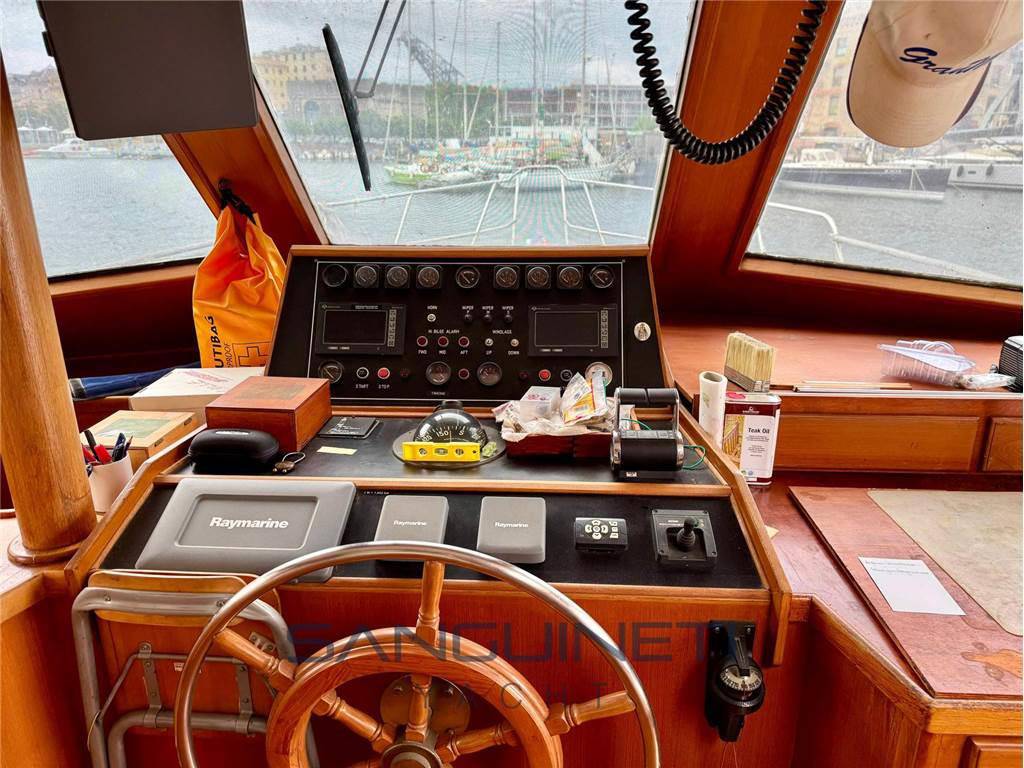 King yacht Sea ranger 61