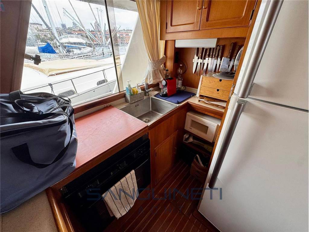 King yacht Sea ranger 61