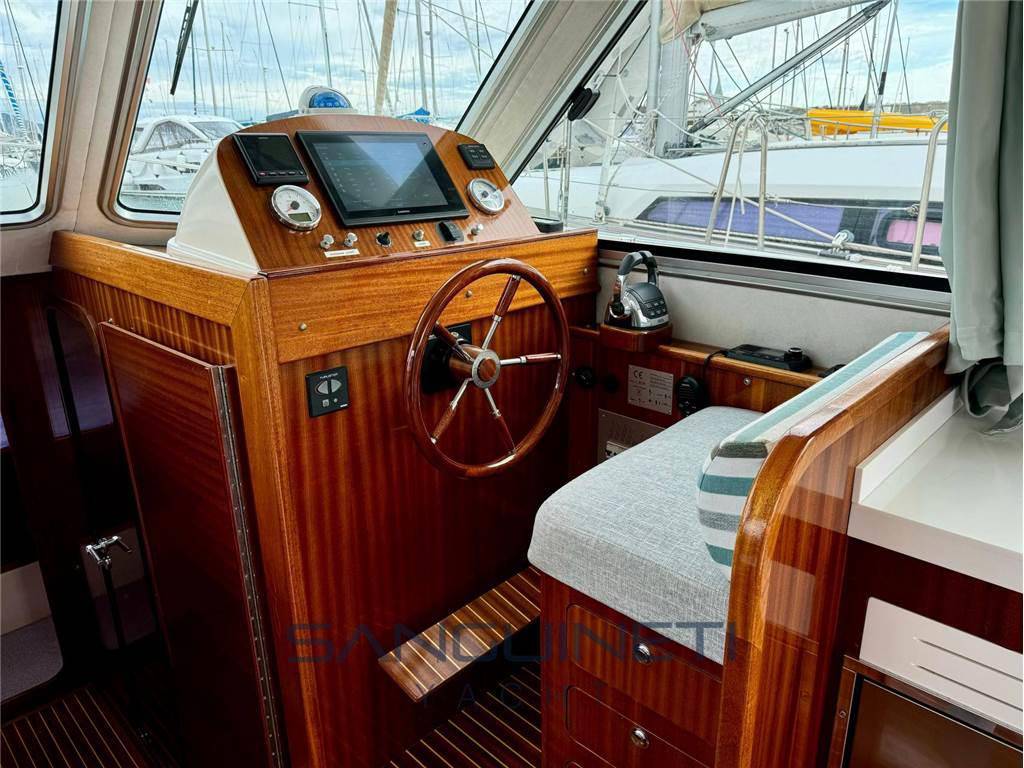 Sciallino 34 fly
