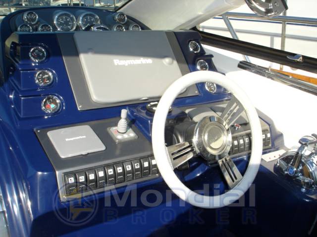 Atlantis 55