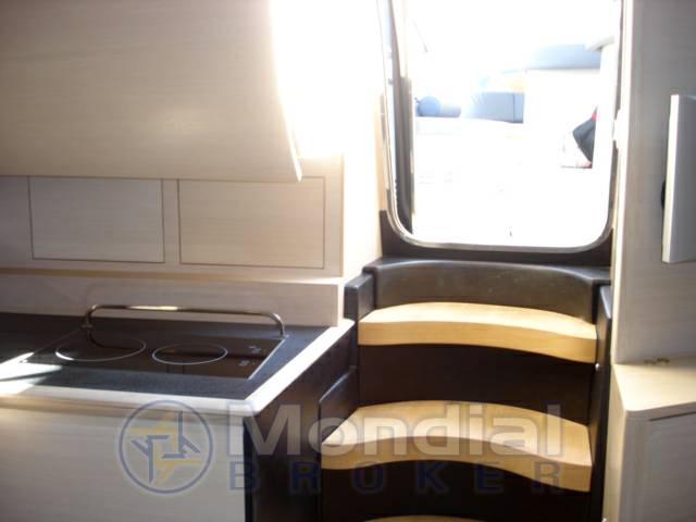 Atlantis 55