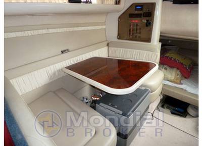 Regal 292 commodore