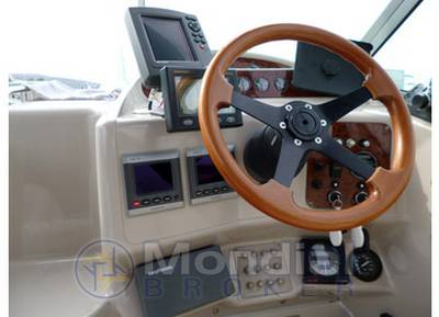 Regal 292 commodore