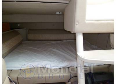 Regal 292 commodore