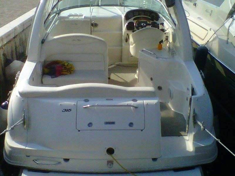 Noleggio rent sea ray Sundancer 315 con patente sul lago di ga