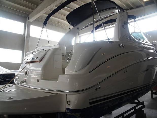 Noleggio rent sea ray Sundancer 315 con patente sul lago di ga
