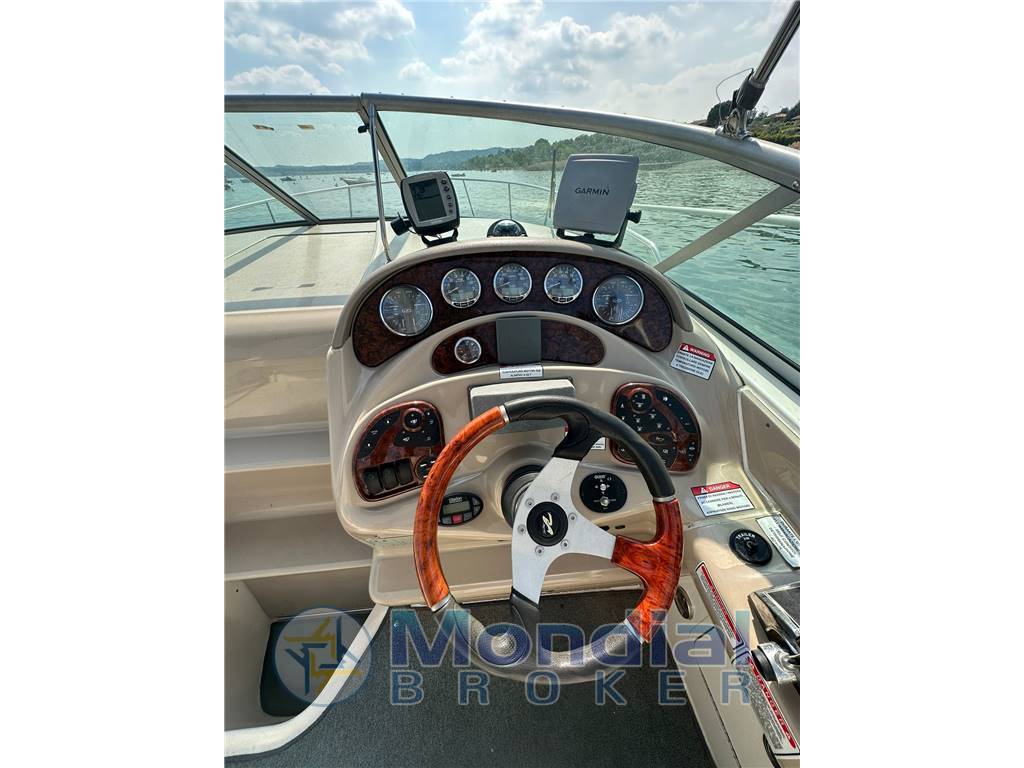 Noleggio rent sea ray Sundancer 315 con patente sul lago di ga