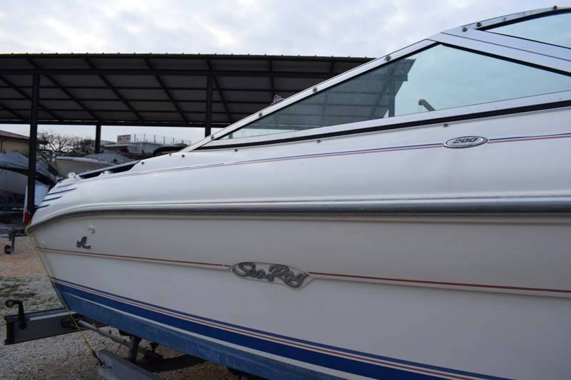 Sea ray 200 motoscafo semicabinato con carrello